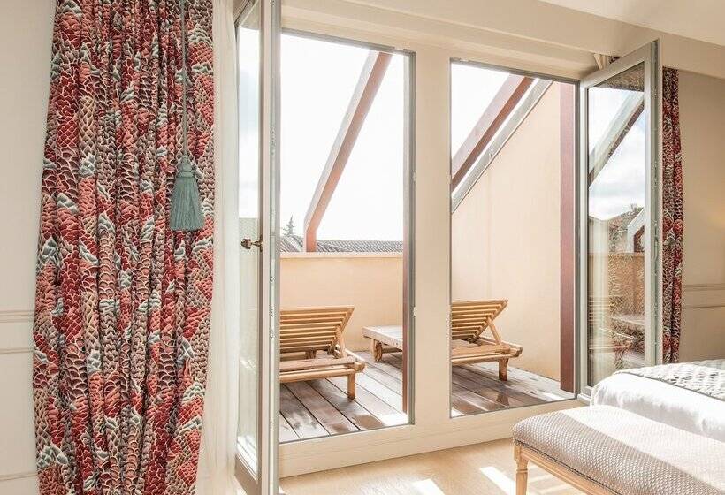 テラス付スイート, Chais Monnet & Spa