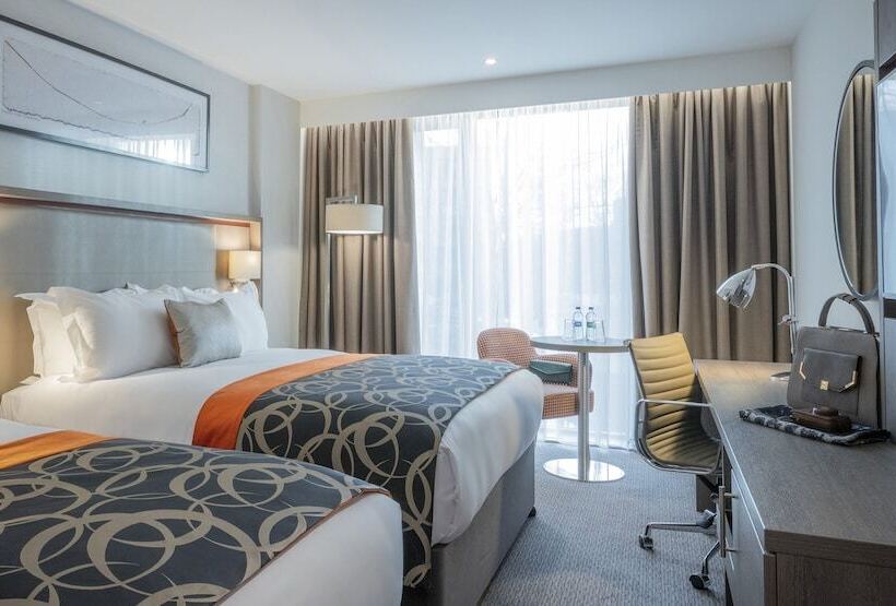 חדר דלוקס יחיד, Clayton Hotel Charlemont