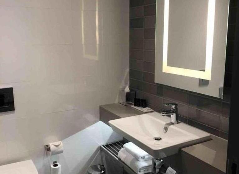 豪华单人间, Clayton Hotel Charlemont