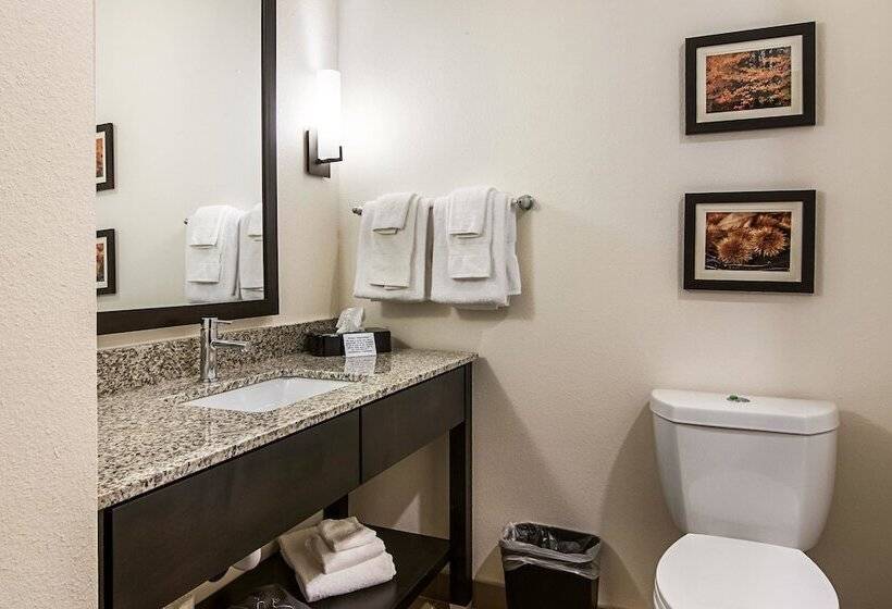 جناح, Comfort Suites