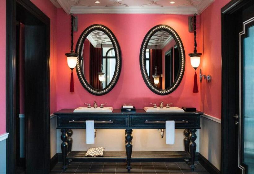 سوئیت اجرایی با تخت کینگ, De La Coupole Mgallery