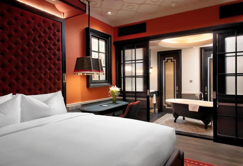 Deluxe Suite King Bed, De La Coupole Mgallery