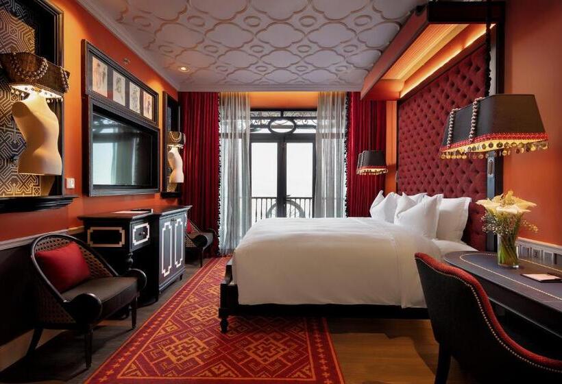 Deluxe Suite King Bed, De La Coupole Mgallery