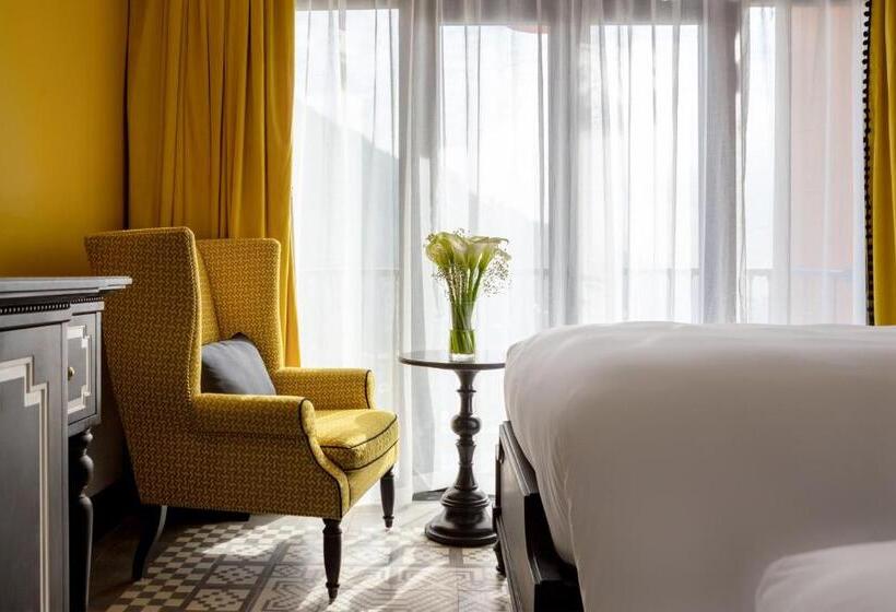 اتاق لوکس, De La Coupole Mgallery