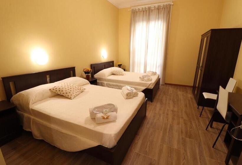 اتاق استاندارد چهار تخته, Golden Milano