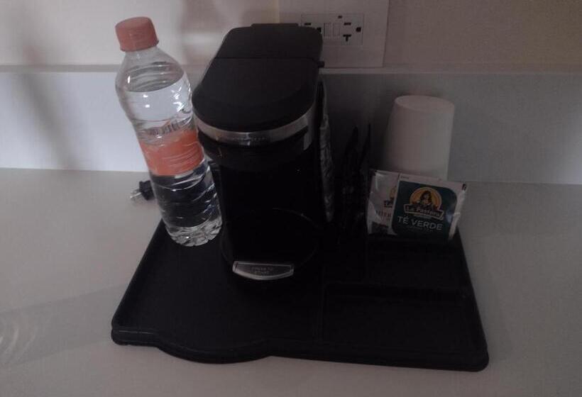 חדר סטנדרט, Holiday Inn & Suites   Aguascalientes, An Ihg