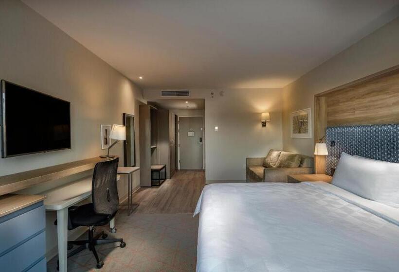 חדר דחוקס עם מיטת קינג, Holiday Inn & Suites   Aguascalientes, An Ihg