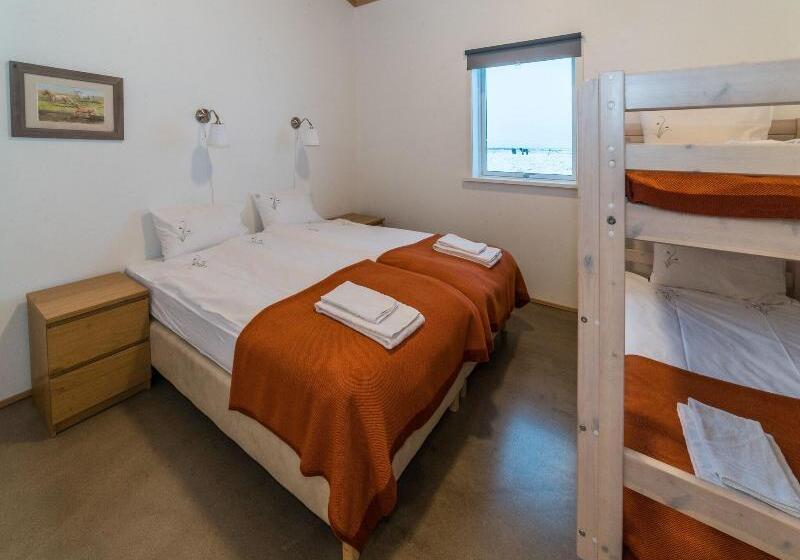 מיטת קינג בסוויטה, Holiday Inn & Suites   Aguascalientes, An Ihg