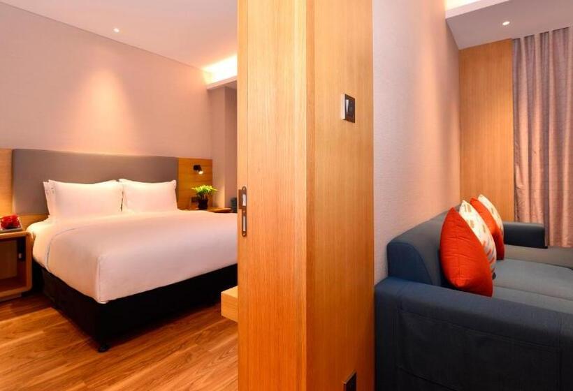 套房, Holiday Inn Express Luanchuan, An Ihg