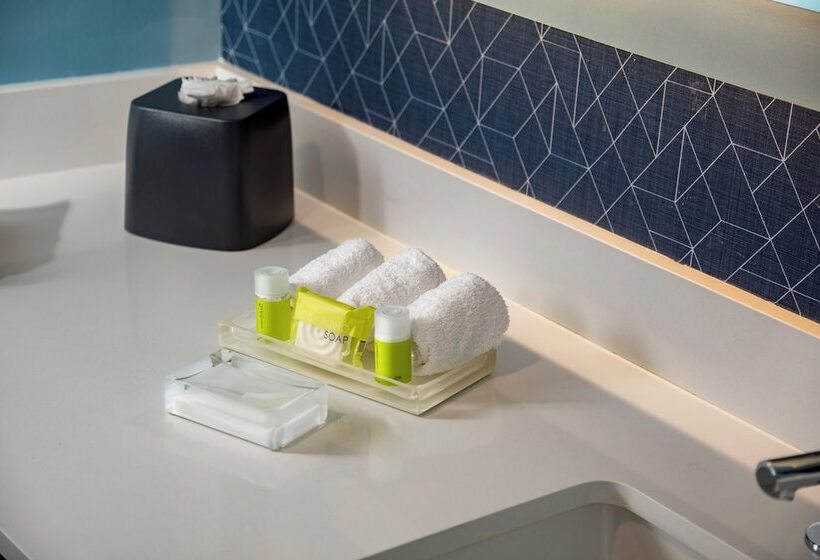 חדר סטנדרט, Holiday Inn & Suites   Aguascalientes, An Ihg