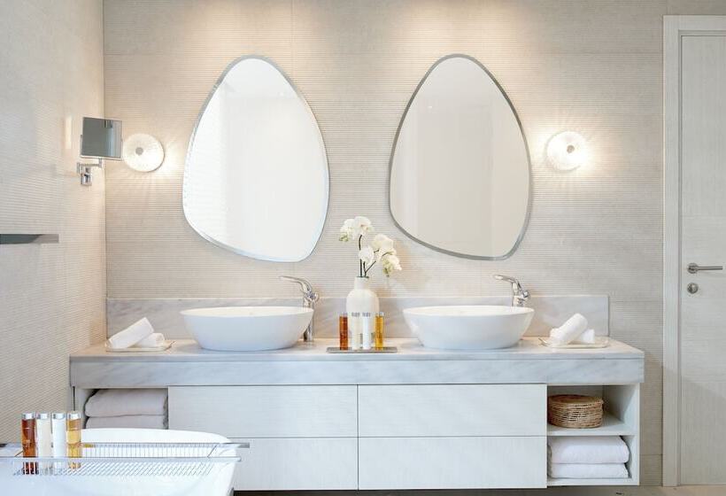 Люкс Вид на Море, Ikos Aria