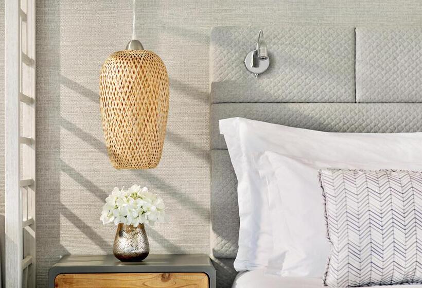 Трехместный Номер Superior, Ikos Aria