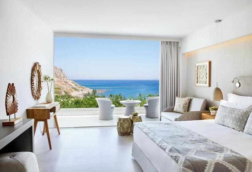 Трехместный Superior Вид на Море, Ikos Aria