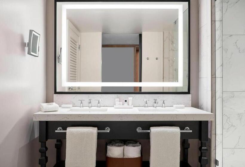 غرفة كلاسيكية سرير كينج, Jw Marriott Nashville