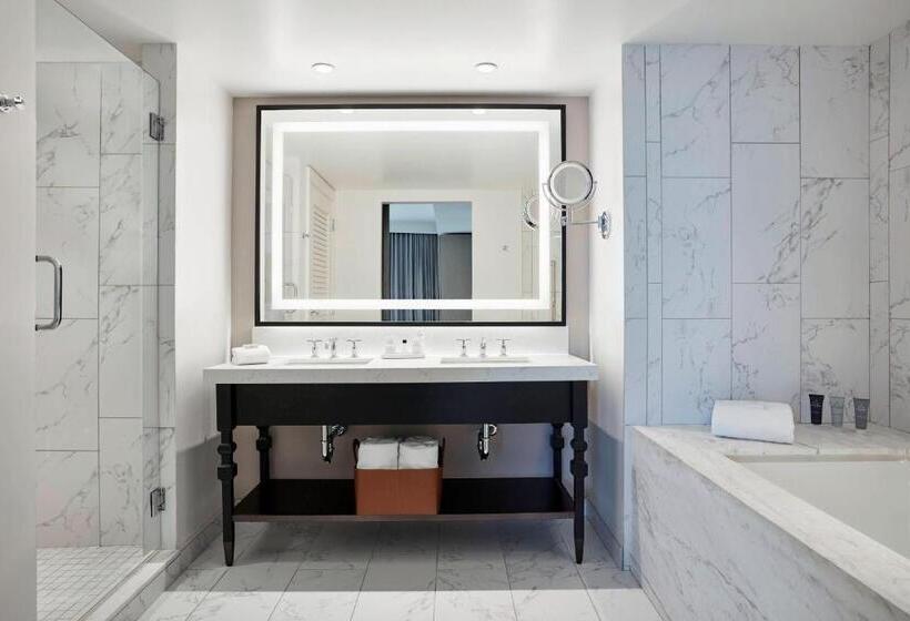 Люкс Executive Кровать Кинг, Jw Marriott Nashville