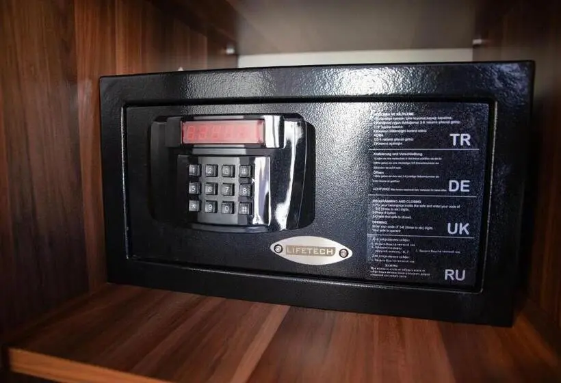スタンダードトリプルルーム, La Wisteria Boutique Hotel Istanbul