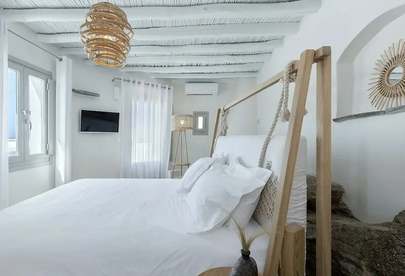 سوییت جونیور با چشم‌انداز دریا, Legacy Suites