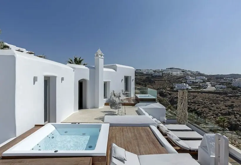 سوییت جونیور با چشم‌انداز دریا, Legacy Suites