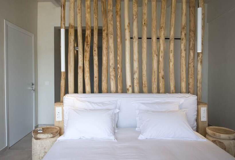 סוויטת דלוקס נוף לים, Legacy Suites