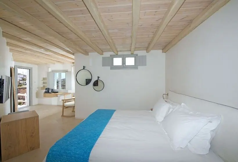 سوییت جونیور با چشم‌انداز دریا, Legacy Suites