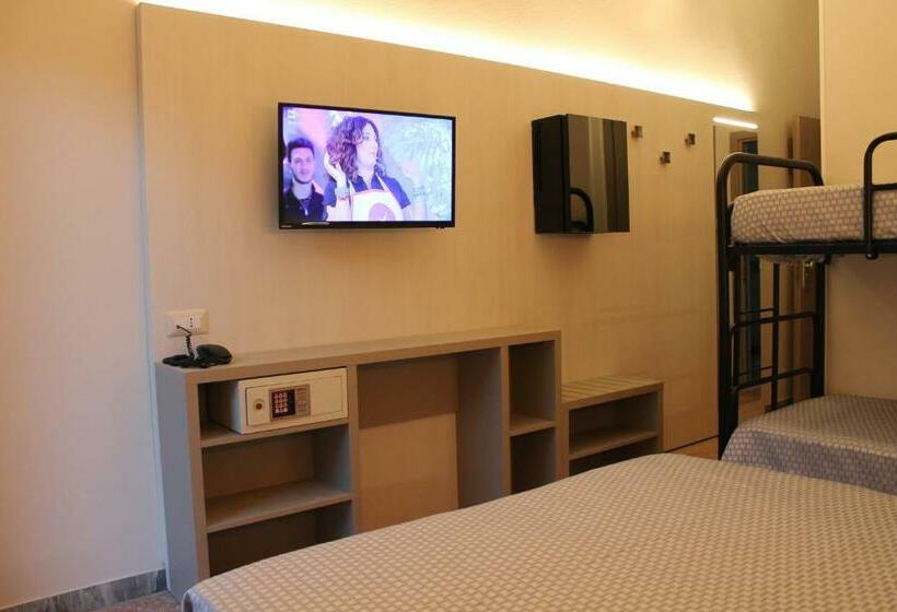 غرفة قياسية مزوَّدة بشُرفة, Depandance Hotel Rosa