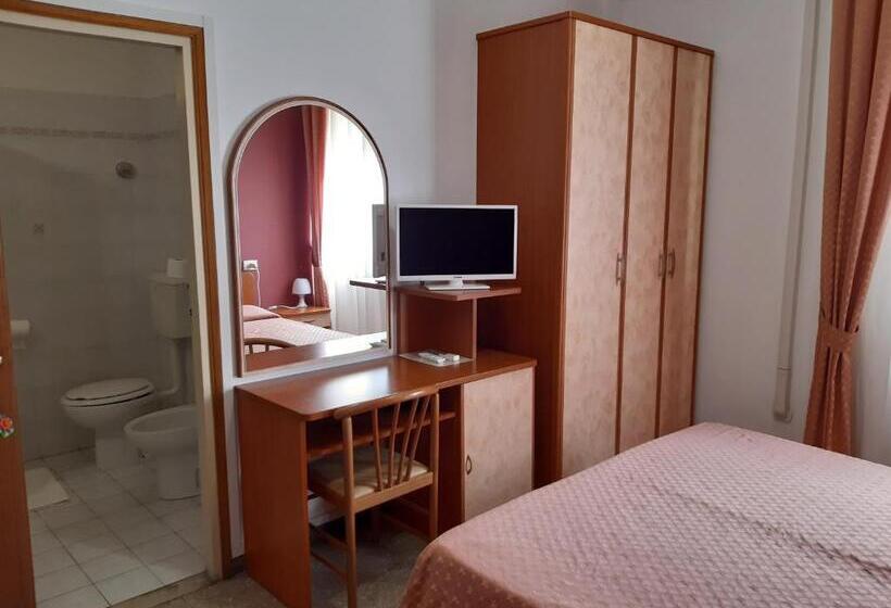 غرفة قياسية, Depandance Hotel Rosa