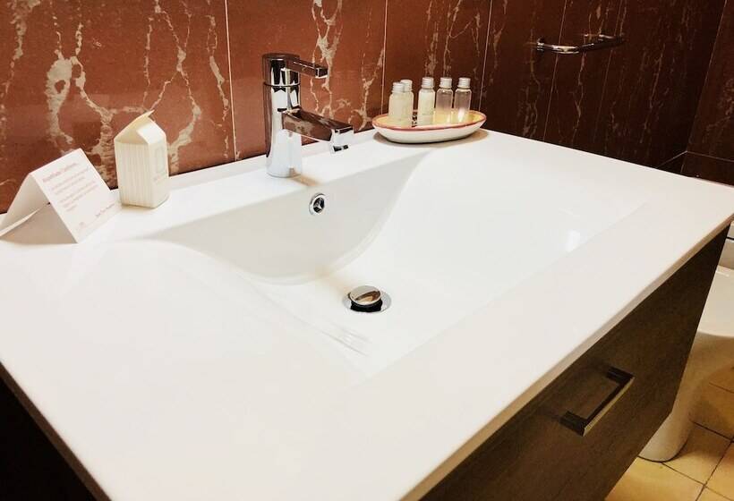 带花园景观的标准三人间, Tenuta Duca Marigliano Boutique