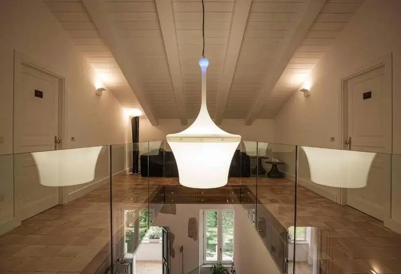 Ullakkohuone, Tenuta Duca Marigliano Boutique