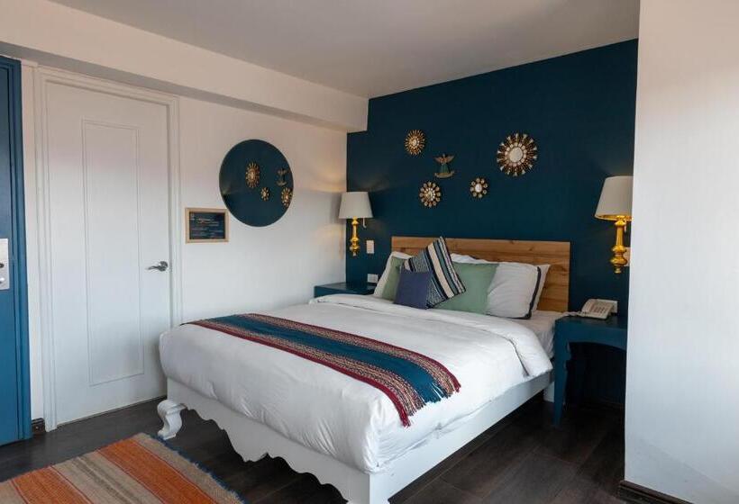 חדר סופריור, Tariq Boutique