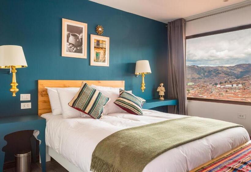 Quarto Superior, Tariq Boutique