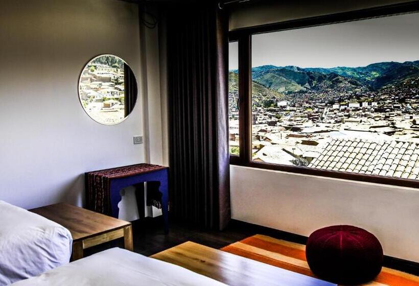 חדר סופריור, Tariq Boutique