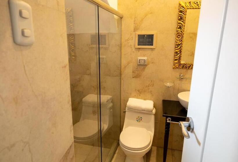 스탠다드 룸, Tariq Boutique