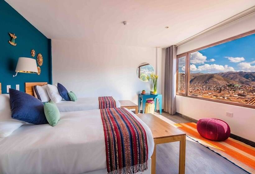 חדר סופריור, Tariq Boutique