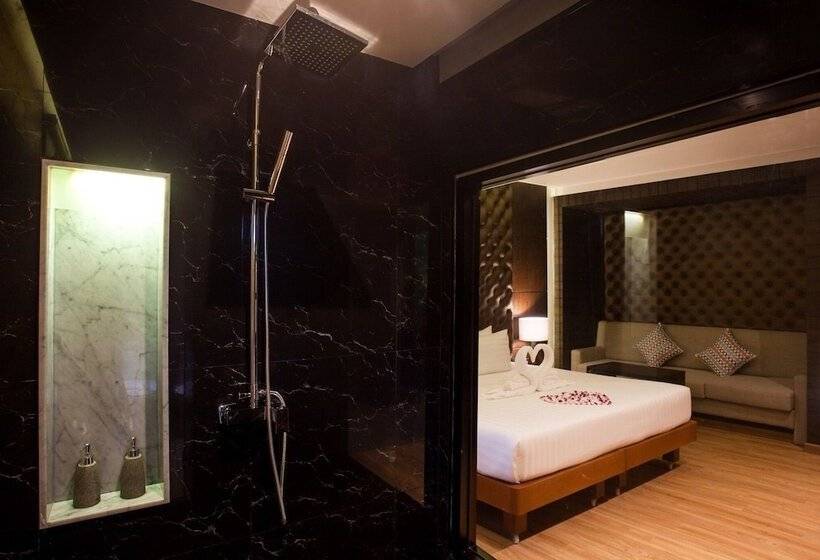 ジュニアスイート, The Glory Gold