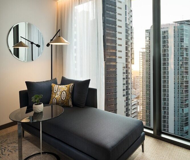 חדר קלאב, The Westin Brisbane