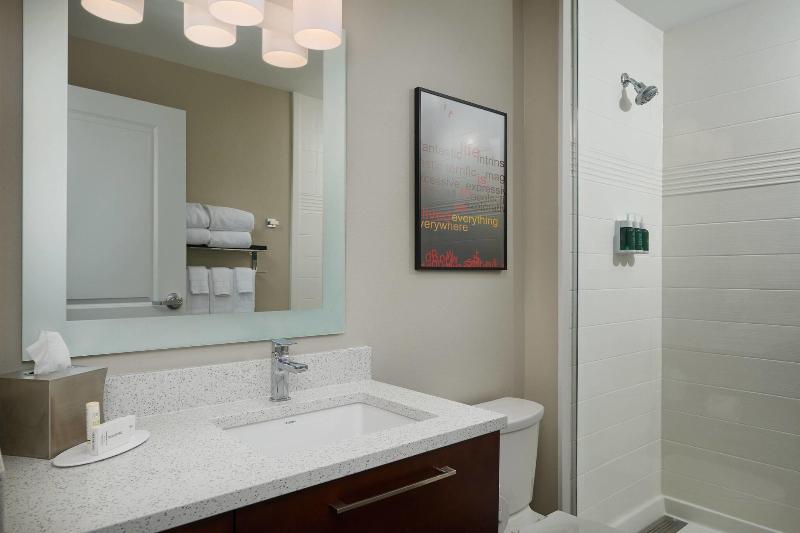 キングサイドベッドのスタンダードワンルーム, Towneplace Suites Fort Worth Northwest Lake Worth