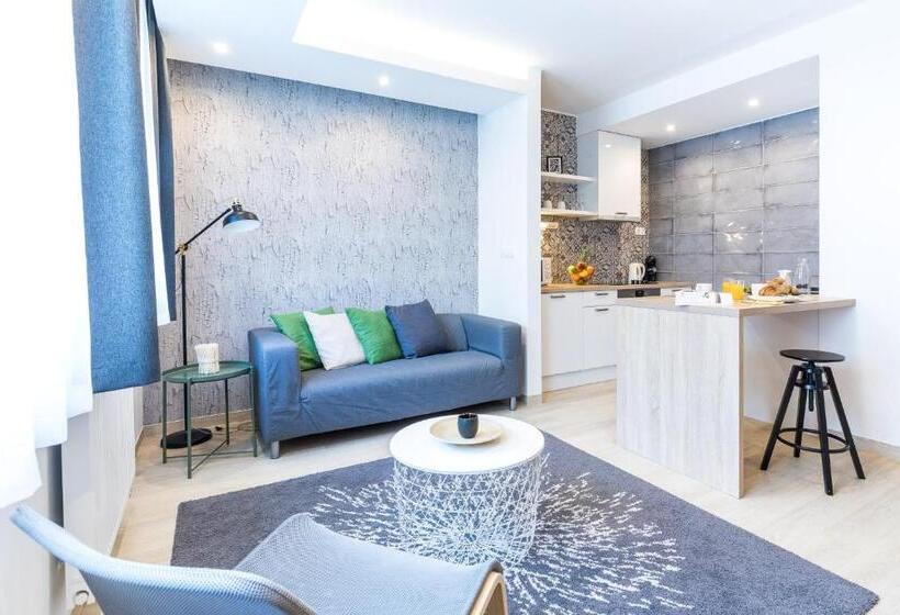 דירת חדר סופריור, Vagabond Corvin