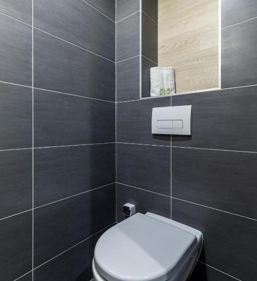 חדר סטודיו סטנדרד, Vagabond Corvin