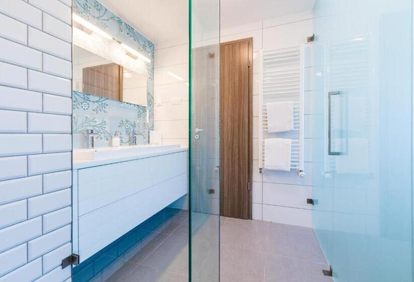 דירת פנטהאוז 1 חדרי שינה, Vagabond Corvin