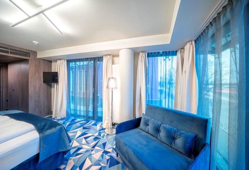 اتاق سوپریور, Wellton Riverside Spa