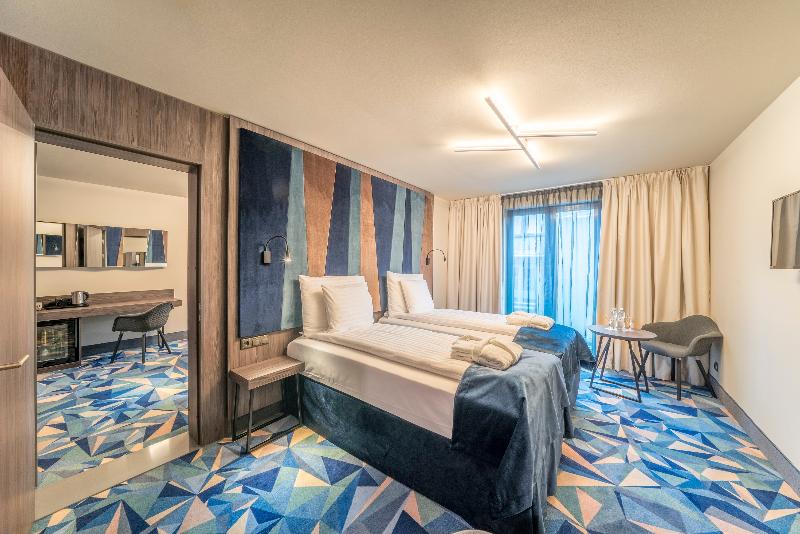 اتاق خانوادگی, Wellton Riverside Spa