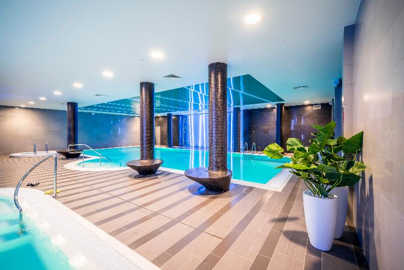 اتاق خانوادگی, Wellton Riverside Spa