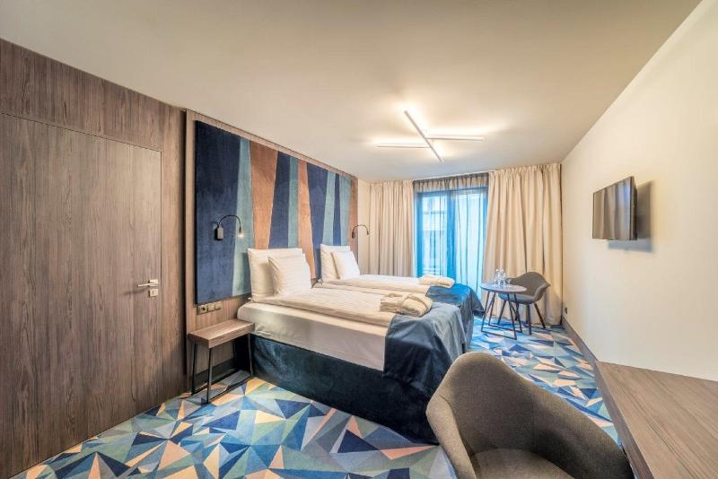 اتاق خانوادگی, Wellton Riverside Spa