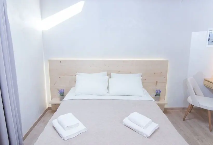 اتاق استاندارد, Panellinion Luxury Rooms