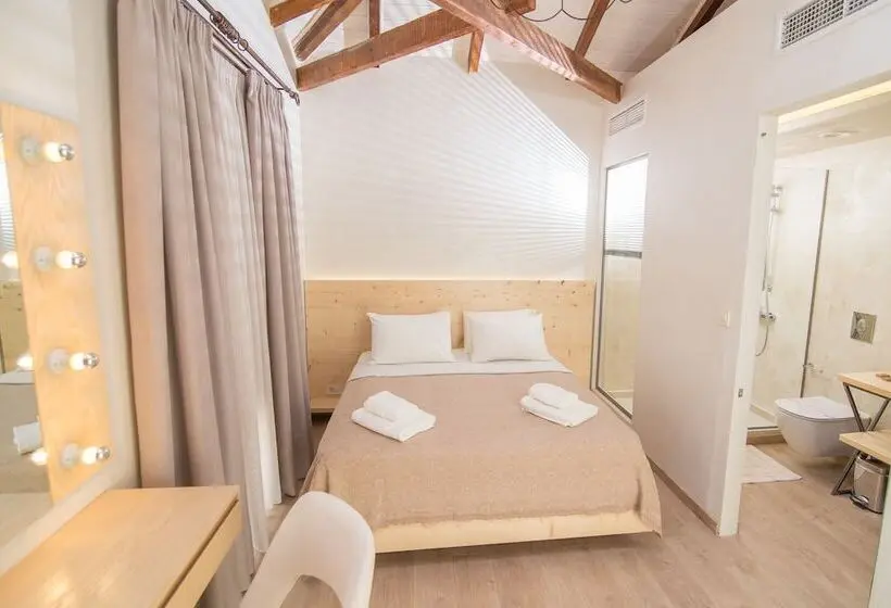 اتاق استاندارد, Panellinion Luxury Rooms