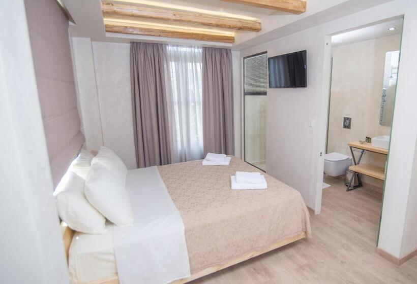 バルコニー付きデラックスルーム, Panellinion Luxury Rooms