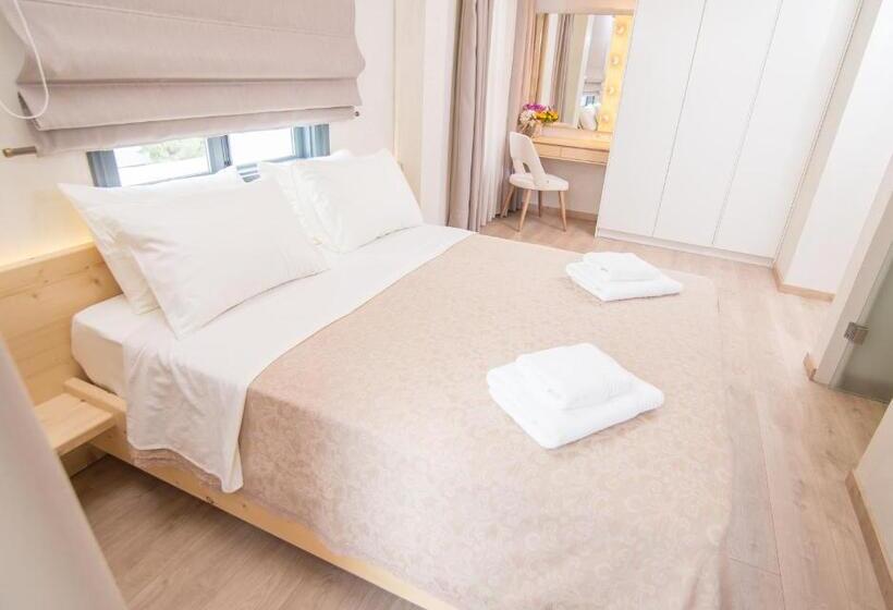 バルコニー付きデラックスルーム, Panellinion Luxury Rooms