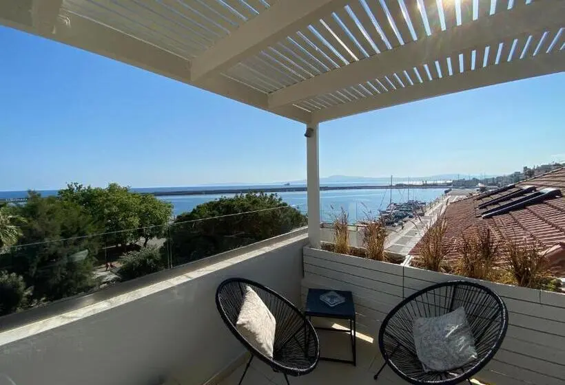 Deluxe Suite Sea View, Panellinion Luxury Rooms