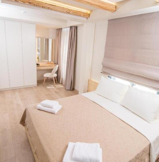 オーシャンビューデラックスルームバルコニー付き, Panellinion Luxury Rooms