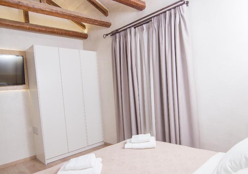 スタンダードルーム, Panellinion Luxury Rooms